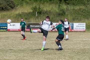 Bild 337 - wBJ TuRa Meldorf/Buesum - JFV Luebeck : Ergebnis: 1:0